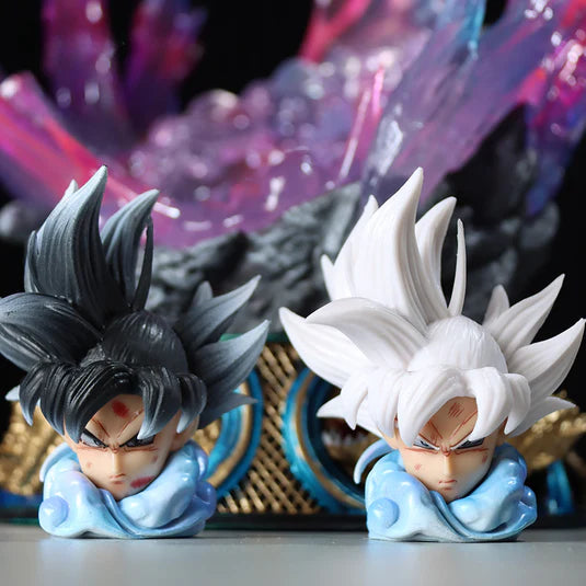 GOKU ULTRA INSTINCT GIANT FIGURE WITH LED DBZ(55cm)
